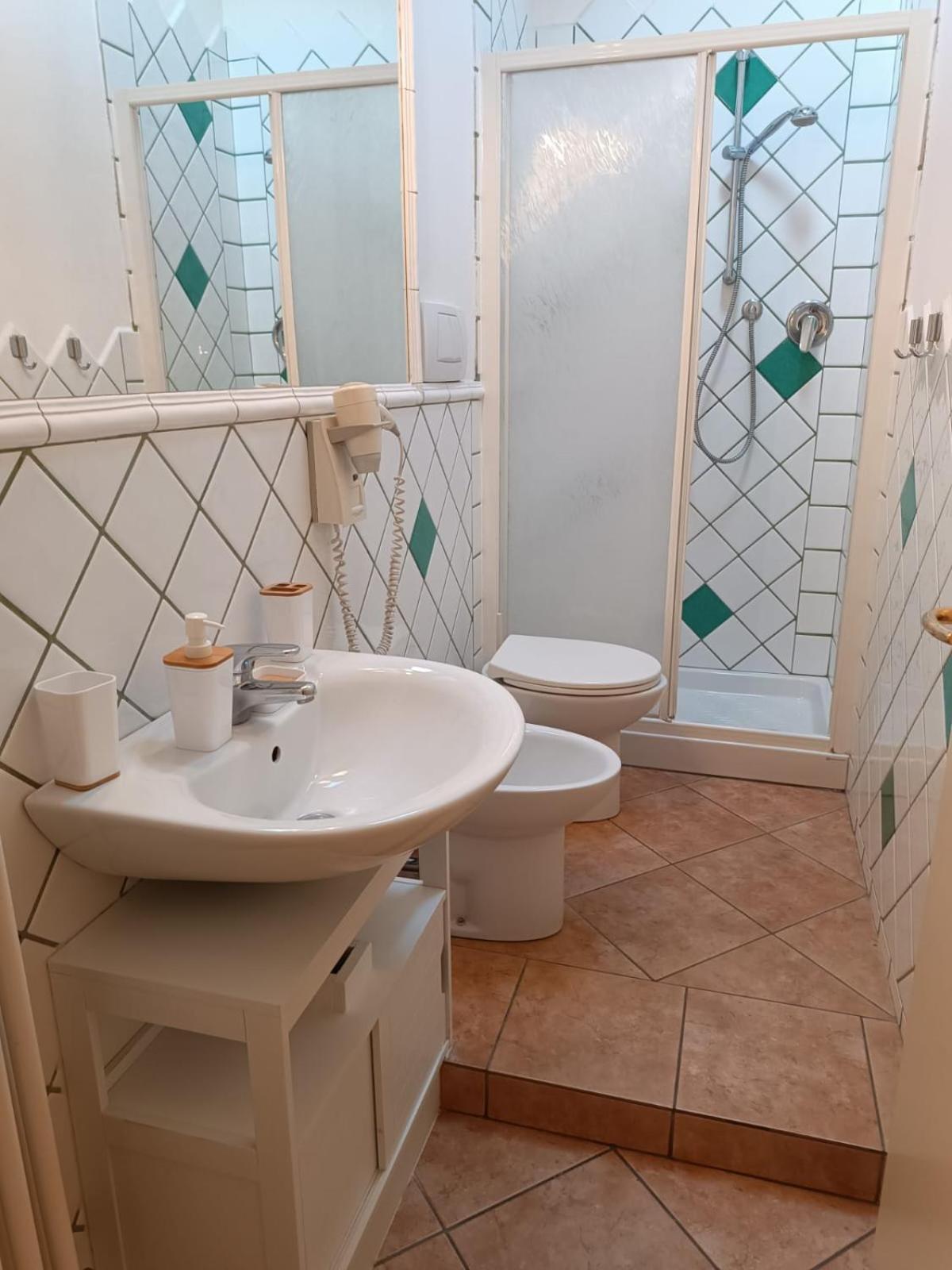 Int 4 - Suite Edoardo By Residence San Luca Bologna Exteriör bild